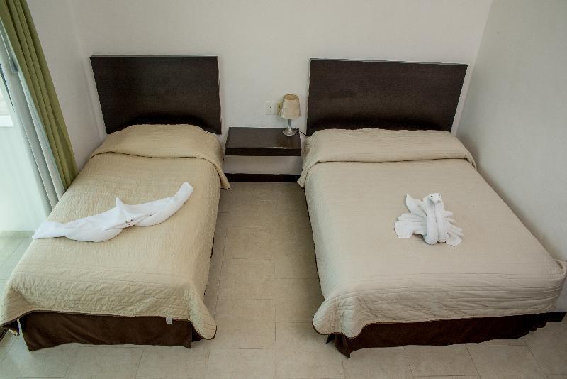 פלאייה דל כרמן Hotel Plaza Playa מראה חיצוני תמונה